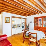 Guestready - Parisian Charm Steps From Pantheon