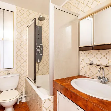 Apartment Guestready - Parisian Charm Steps From Pantheon *